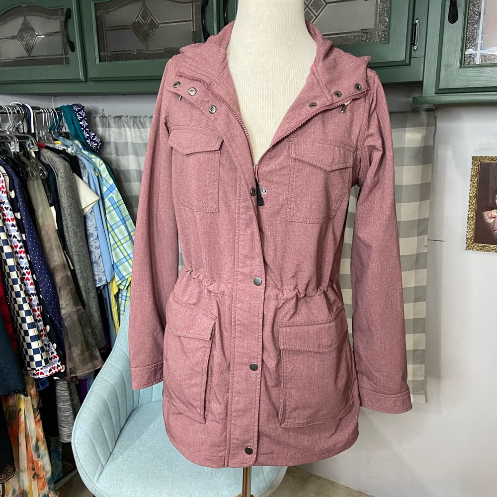 Duluth Trading Co Women's Utility Jacket in Dusty Rose